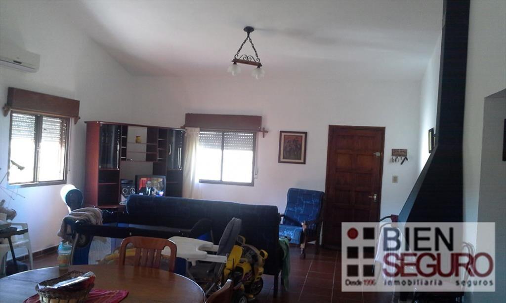 Chacra de 0.2 hás, con casa y galpón, en venta en Las Bruja