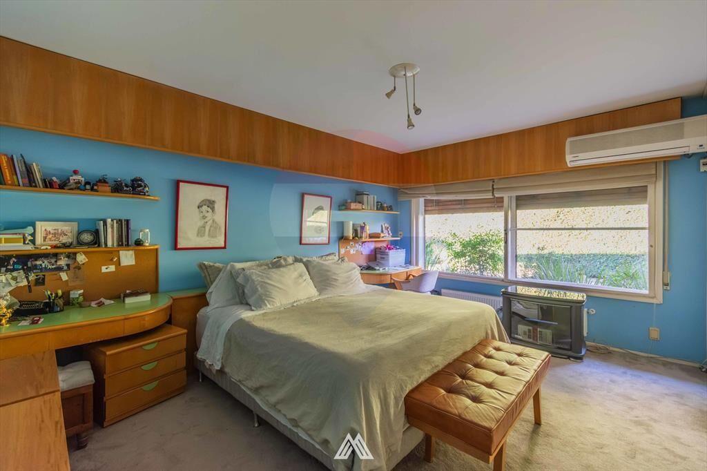 VENTA CASA PUNTA GORDA 4 DORMITORIOS + SERVICIO