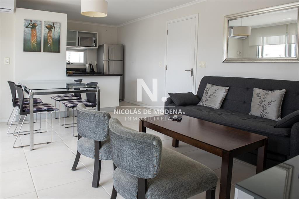 Departamento de 1 y medio dormitorio en venta a