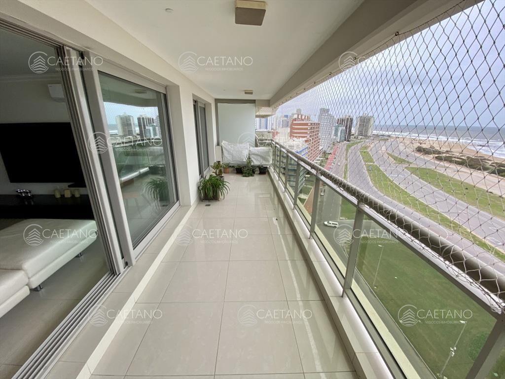 Alquiler anual o temporal apartamento tres dormitorios Impe
