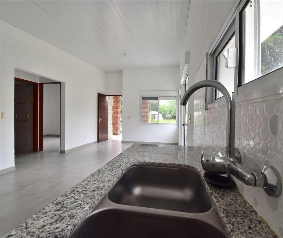 CASA CON BARBACOA EN VENTA EN BALNEARIO LOS PINOS