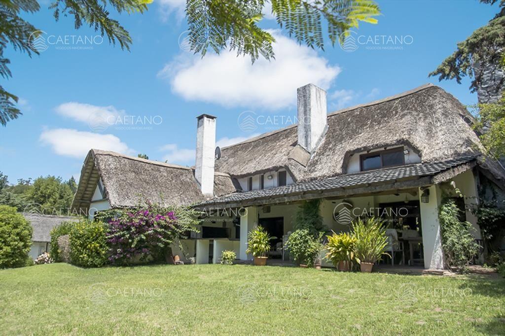 Casa de gran porte en Golf, Punta del Este
