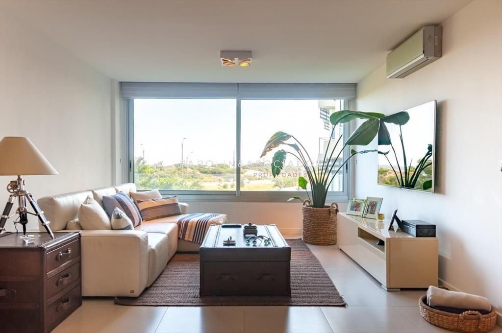 Apartamento en venta en planta baja en Tiburón