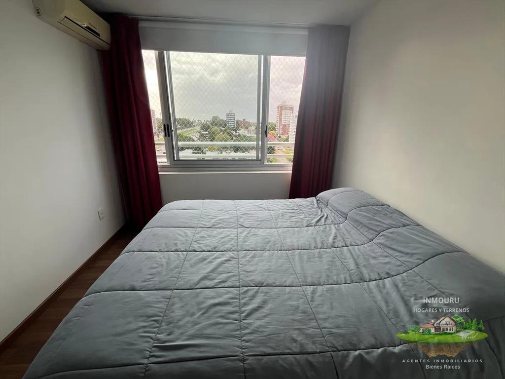 Vendo Hermoso y Moderno Apartamento en Complejo Cerrado en