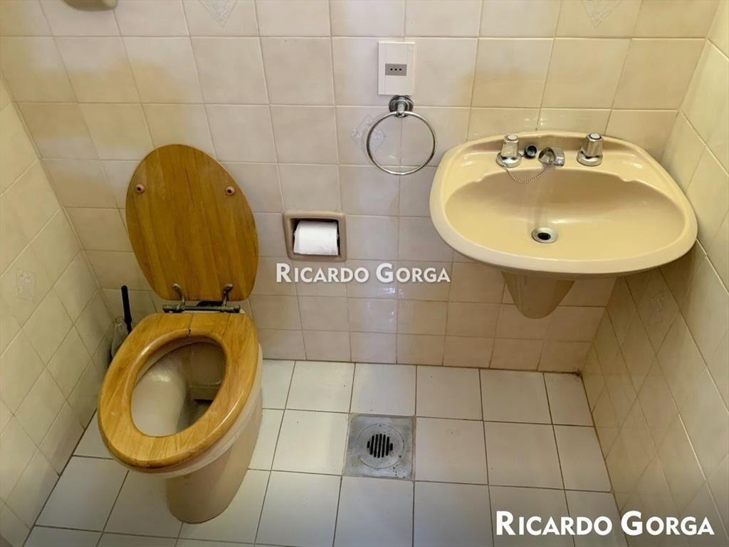 Casa en Venta en 1 planta con renta de 2 Dormitorios en ...