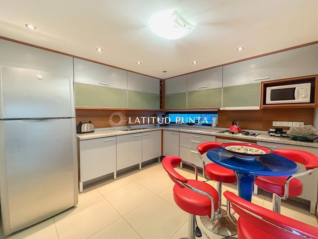 Apartamento en Roosevelt, 3 dormitorios