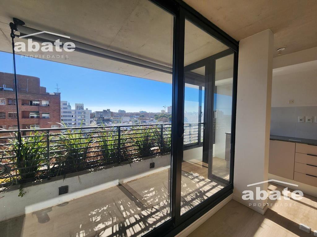 Venta apartamento 3 Dormitorios en Aguada 01 Libertador pis