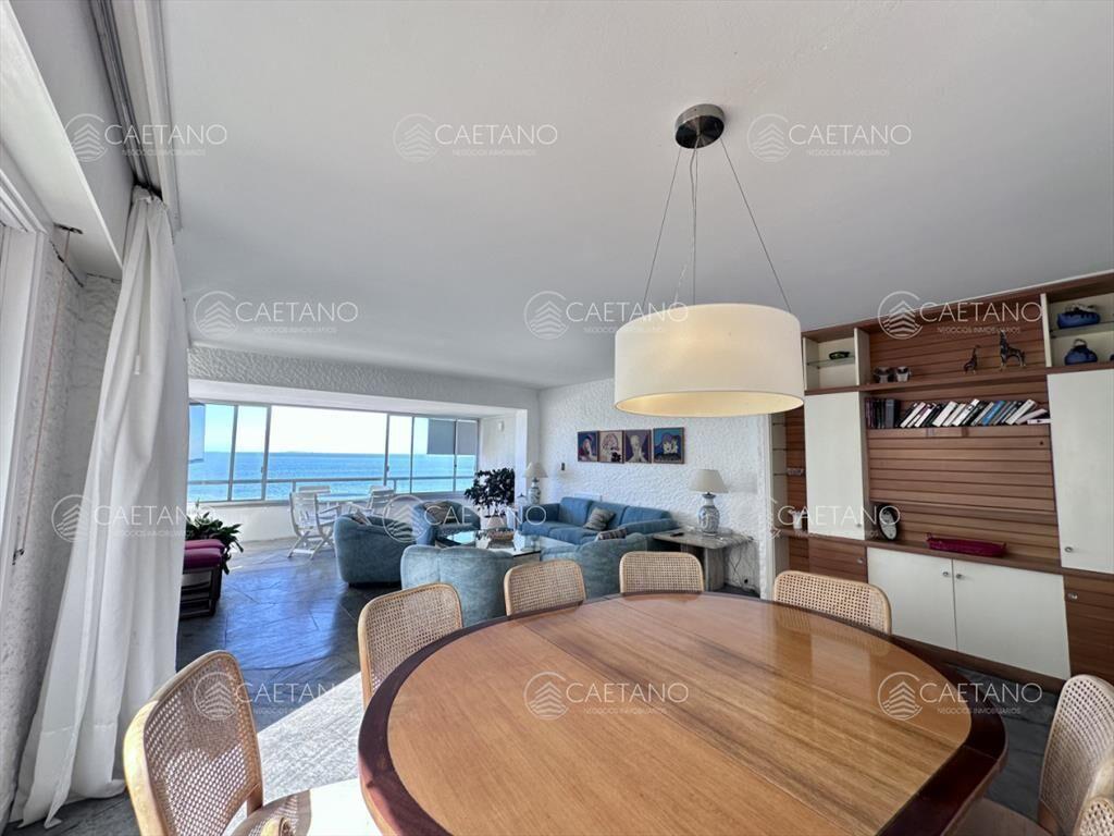 En venta y alquiler, apartamento en primera