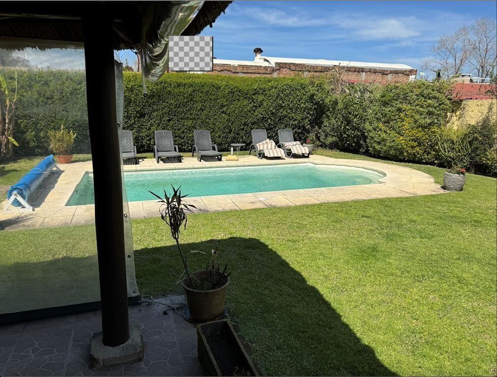 VENTA DE CASA 3 DORMITORIOS EN MALVIN SUR CON GRAN TERRENO