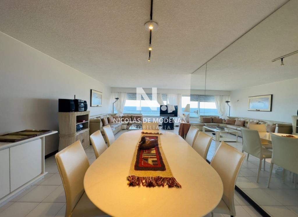 Vende apartamento de 3 dormitorios en Brava, del