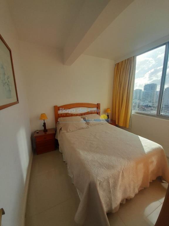 Apartamento de 2 dormitorios en Venta en Punta ,