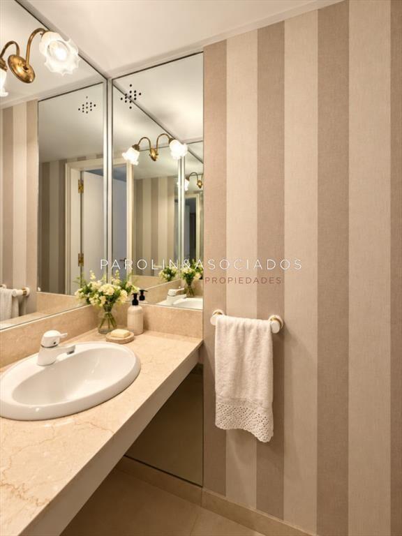 Apartamento en venta de 3 dormitorios en edificio Portofino