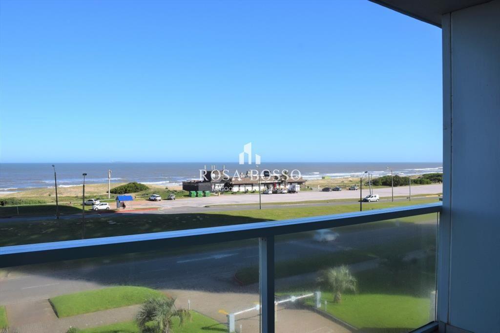 Primera linea playa brava