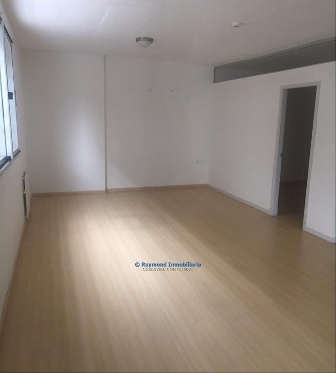 Oficina de 55m2 con garaje en Ciudad Vieja