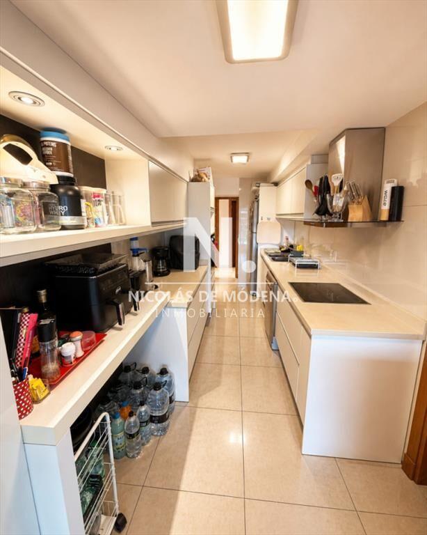 En venta apartamento de 3 dormitorios en suite en