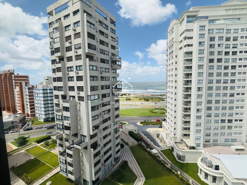 Alquiler y venta de apartamento de 2 dormitorios en Punta d
