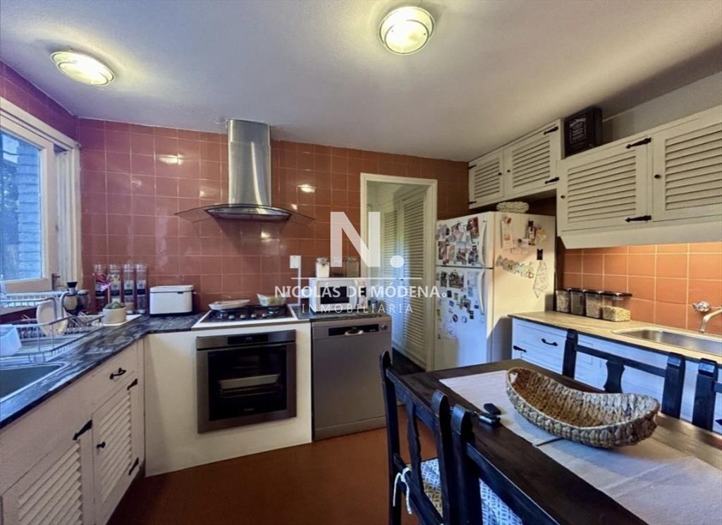 En venta casa de 2 plantas de 3 dormitorios en