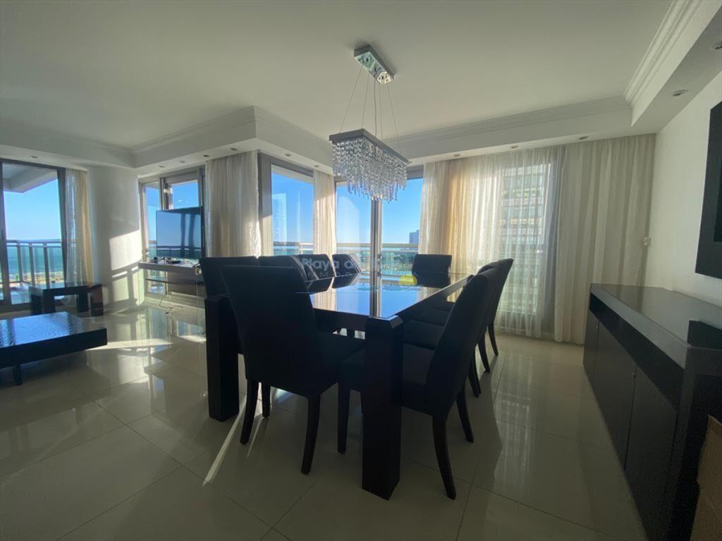 Apartamento en Venta de 3 dormitorios en Torre ,