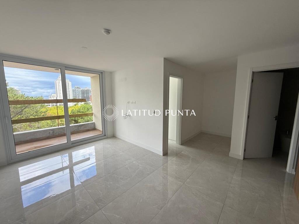 Apartamento de 1 dormitorio y medio en Aidy Grill
