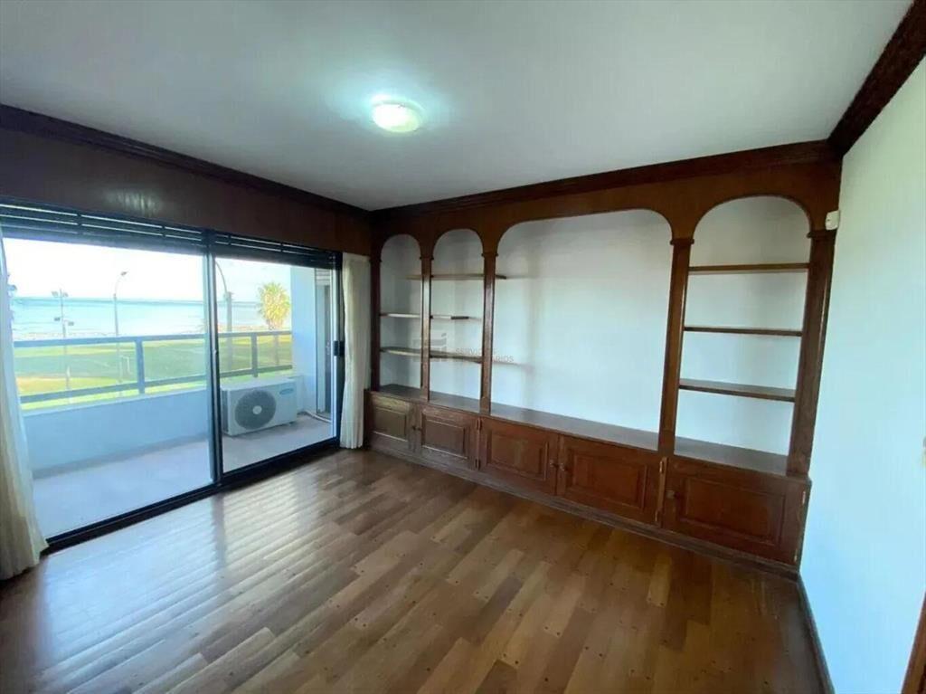 Apartamento de lujo frente al mar