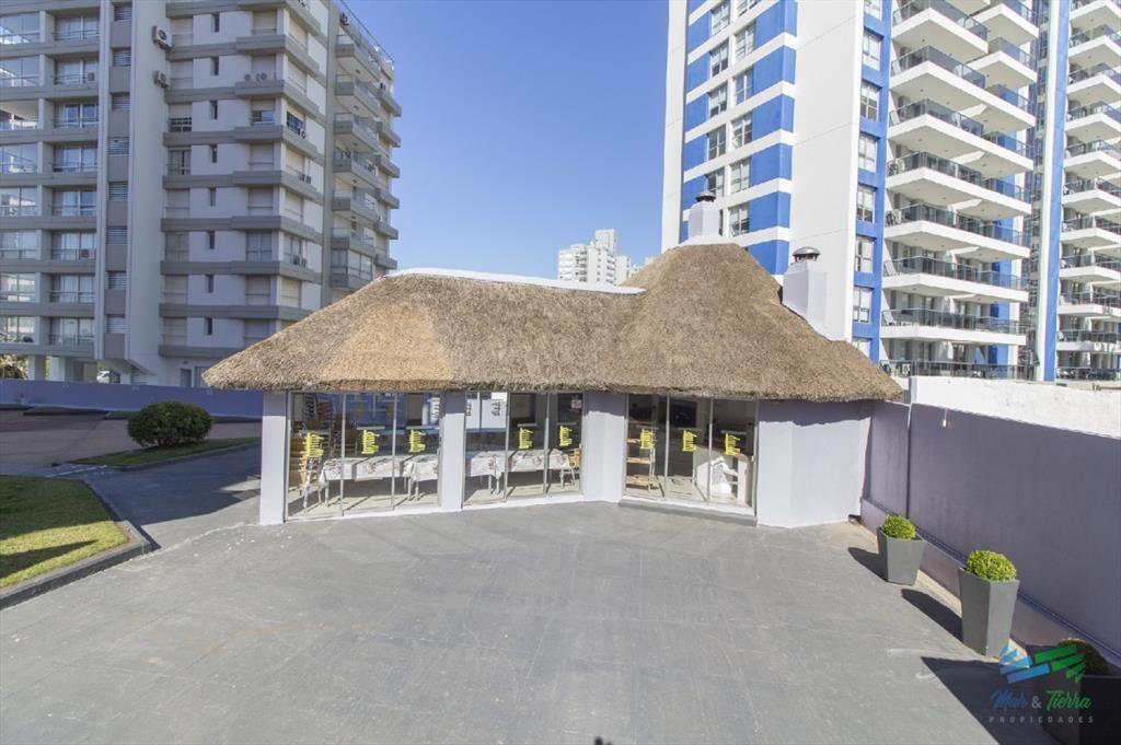 Vendo apartamento 2 dormitorios con vista al mar