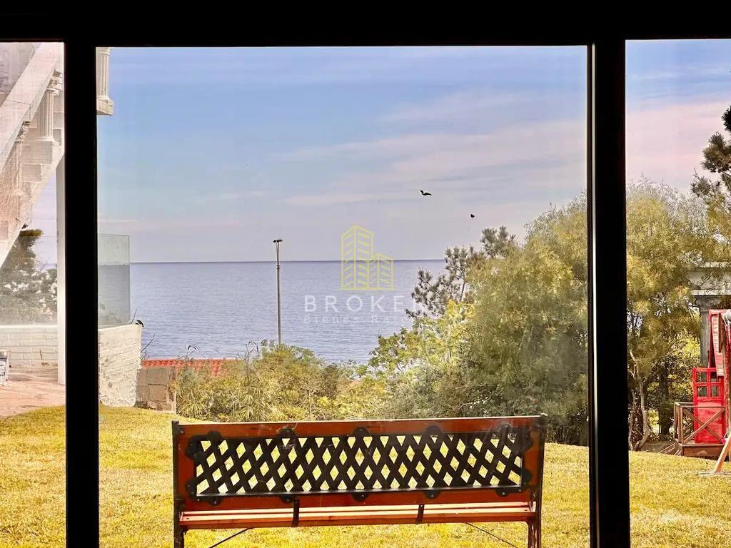 Venta Casa Punta del Este 4 Dormitorios a Pasos