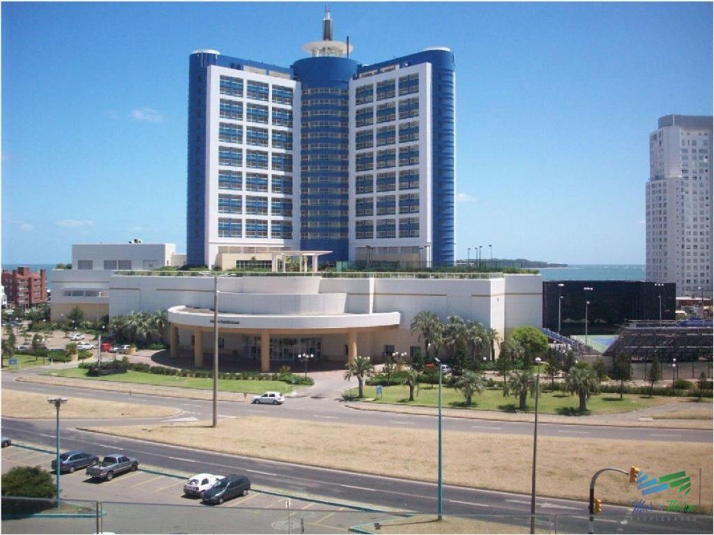 Apartamento de 2 dormitorios con vista al mar del