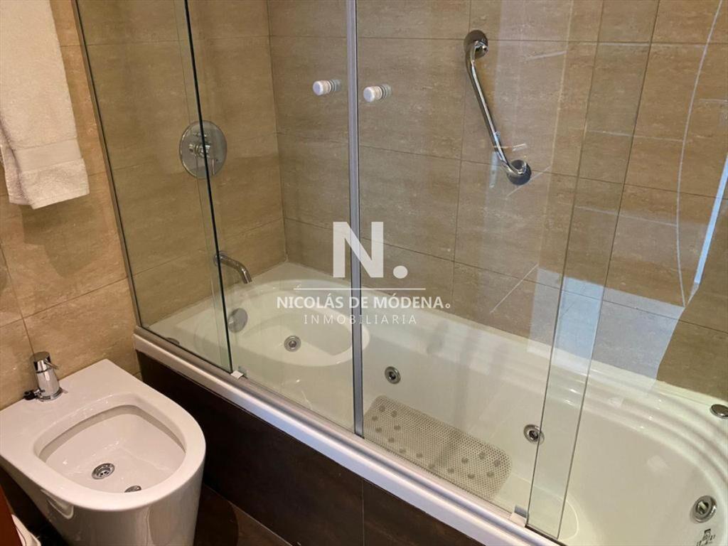Oportunidad en venta de apartamento de 2 en del