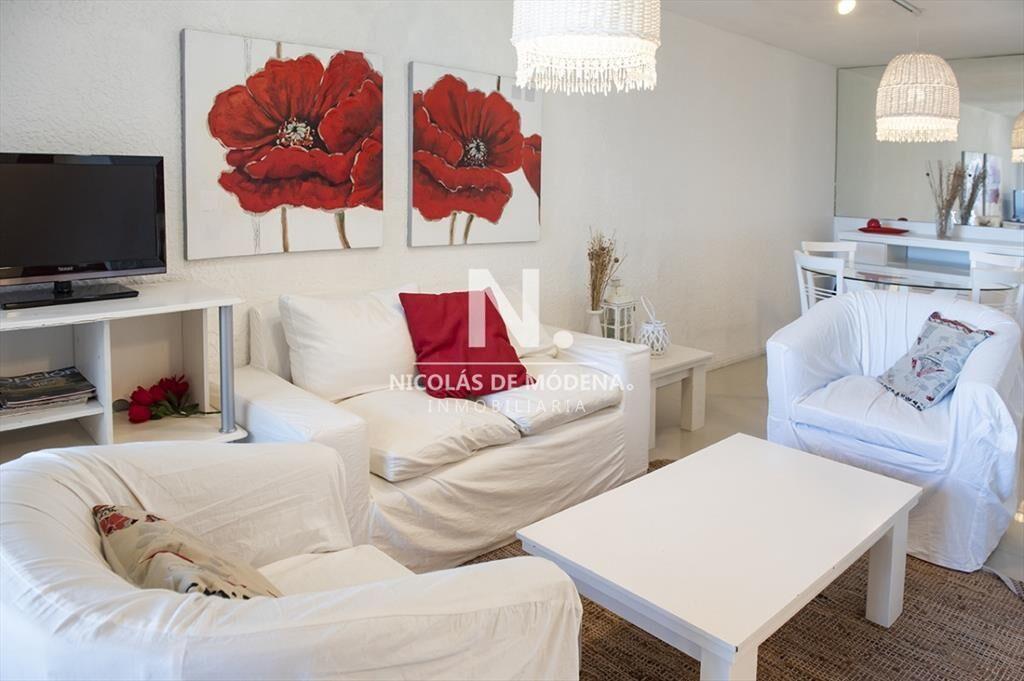 Apartamento en Venta de 2 dormitorios en Edificio