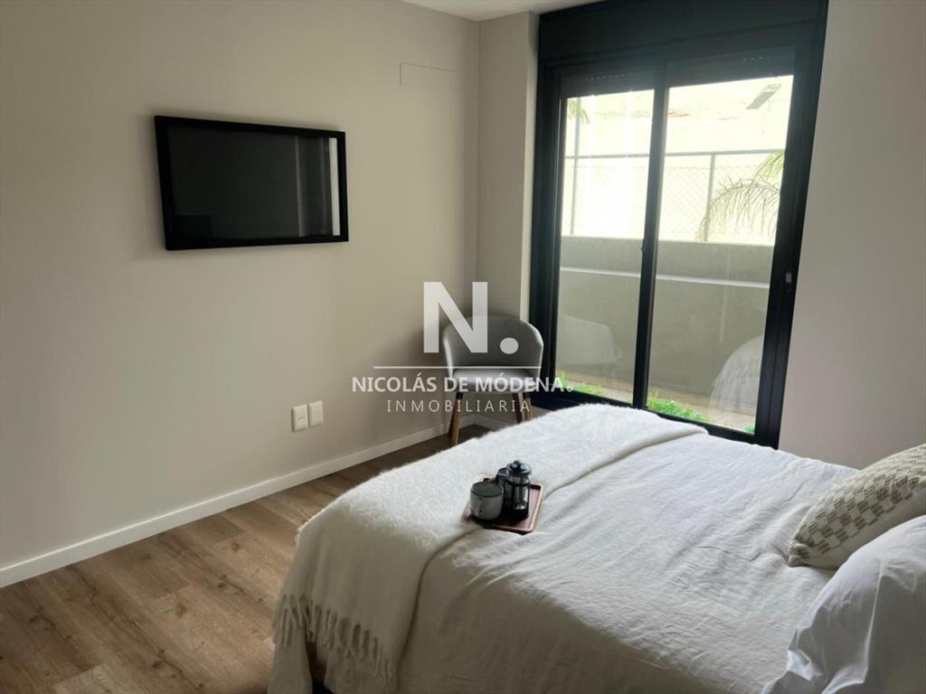 Venta Apartamento de 2 Dormitorios en Tres