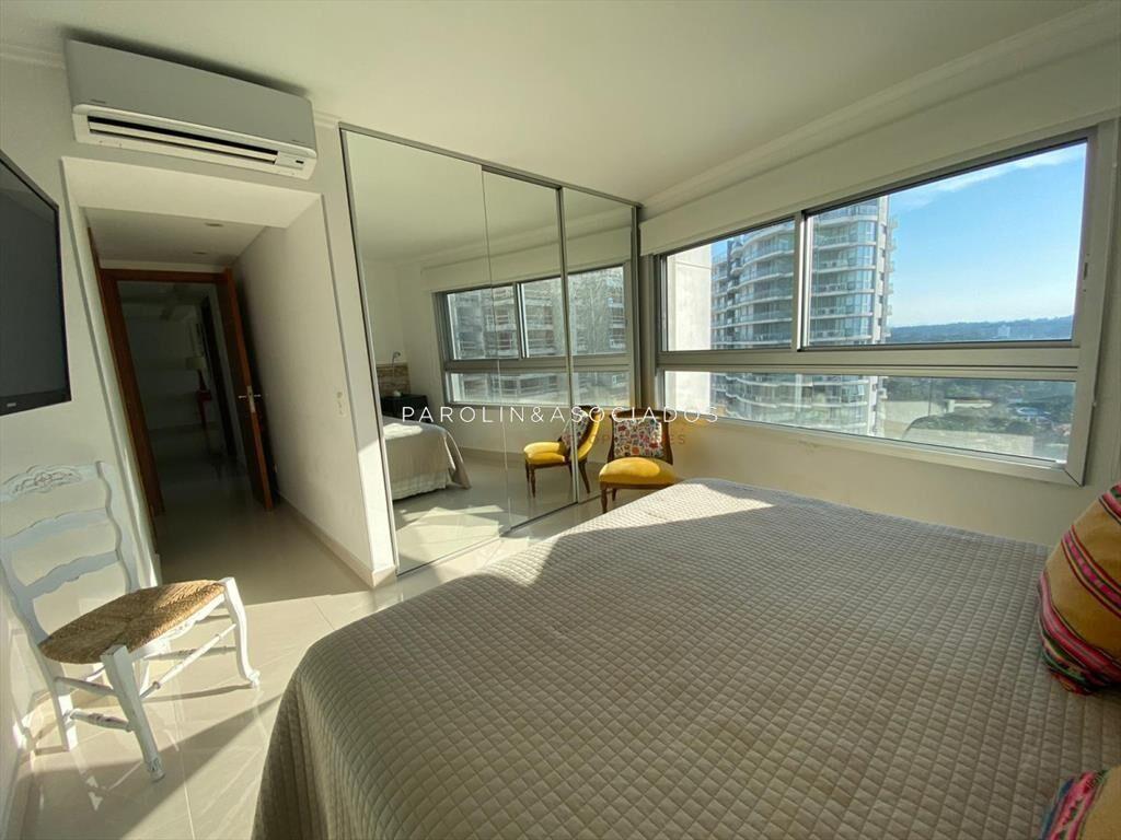 Apartamento en venta de 2 dormitorios en Miami