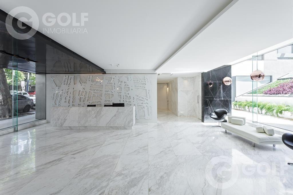 Venta Apartamento 2 dormitorios con Renta en el Centro de M