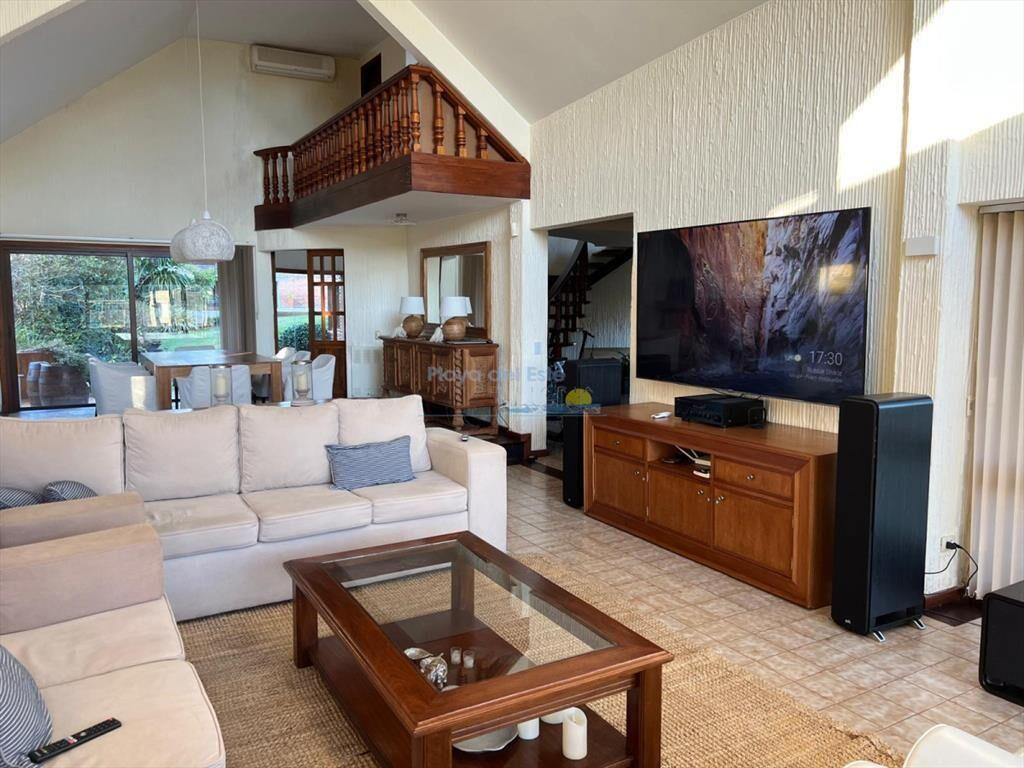 Casa en Venta en Barrio Lugano , Punta del este