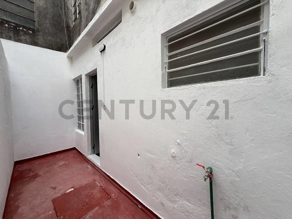 Alquilado en $ 28.500 - 2 dormitorios-2 patios- GC bajos-...