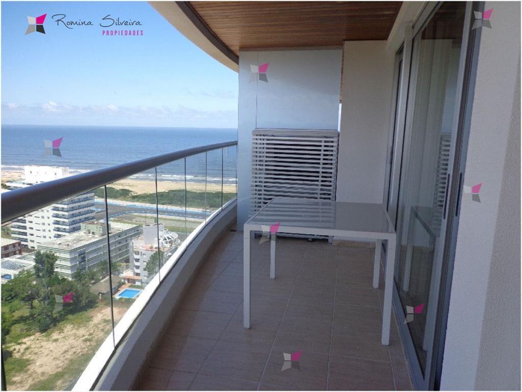 VENTA CON TODA LA VISTA EN PUNTA DEL ESTE 2 DORMITORIOS