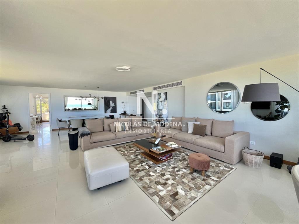 Venta y Alquiler Apartamento primera línea Brava