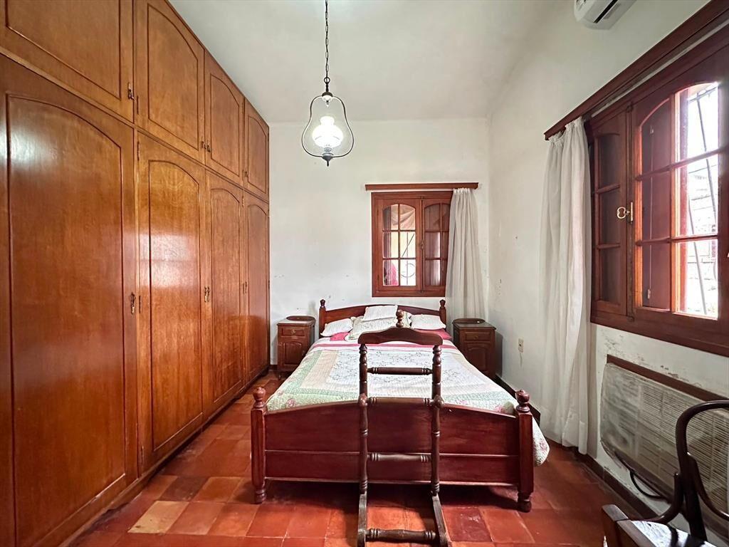 GRAN CASA EN VENTA 5 DORMITORIOS