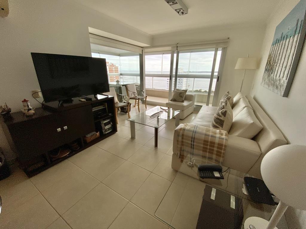 APARTAMENTO DE 2 DORMITORIOS EN ALQUILER TEMPORARIO - PLAYA