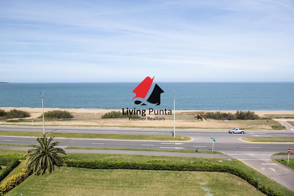 Vende departamento de 2 dormitorios en Playa del