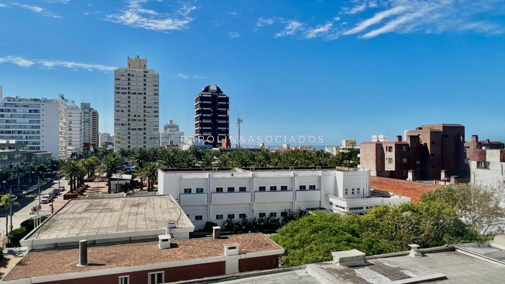 Apartamento en venta de 1 dormitorio y medio en