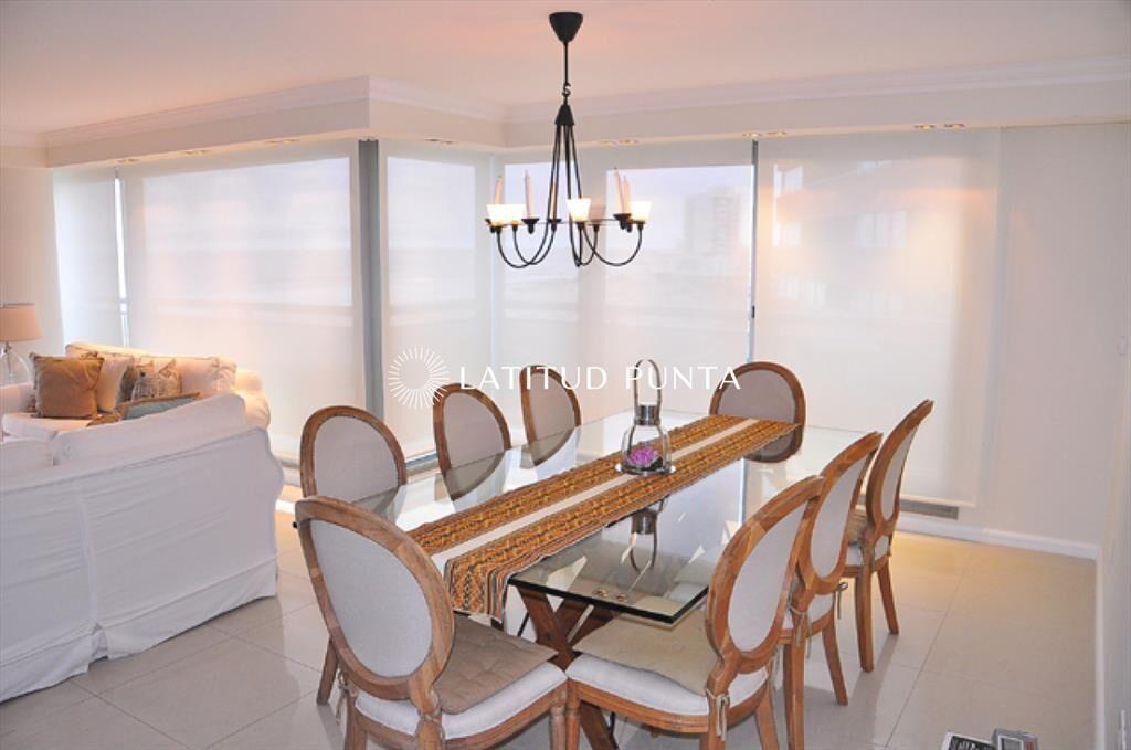 Apartamento en Imperiale, 3 suites más