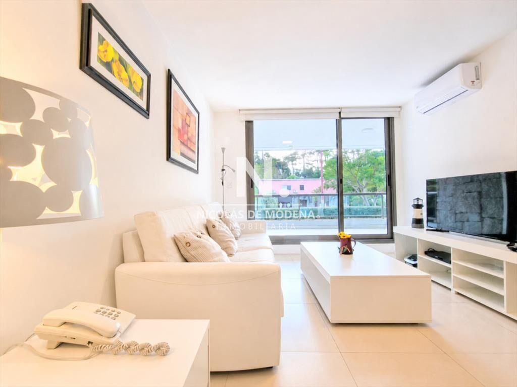 Impecable departamento, comodo e iluminado en Edificio Uniq
