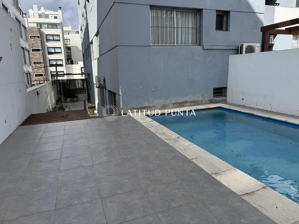 Apartamento en península con piscina propia, 3