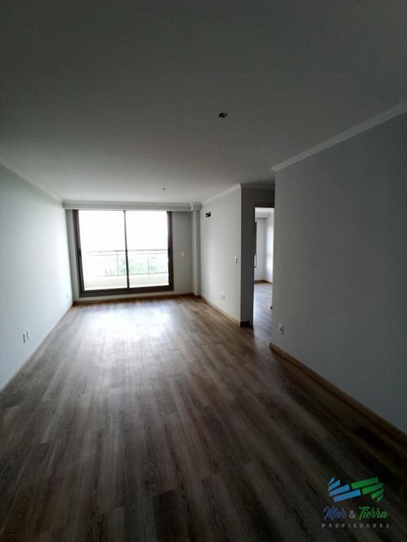 En venta apartamento de dos dormitorios a en del