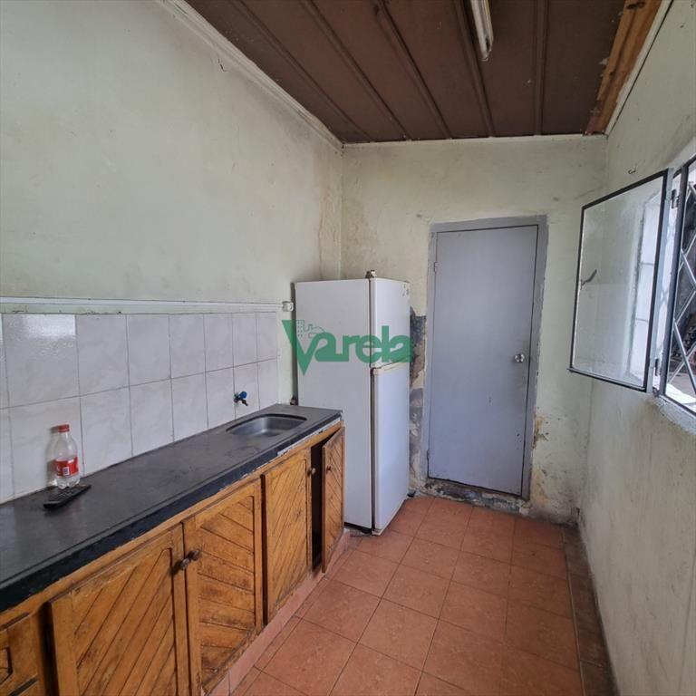 Venta de galpon con casa de 2 dorm Camino a