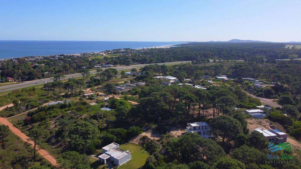 Vendo terreno en Club del lago proximo al mar