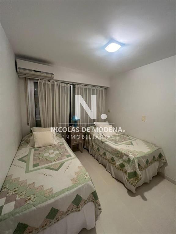 Departamento de 2 dormitorios en venta en Seasons