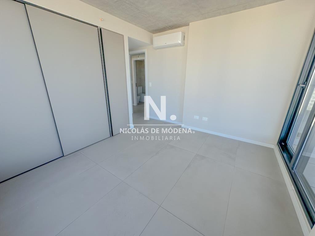 MANGLAR BRAVA. ESQUINERO CON GARAGE PARA DOS