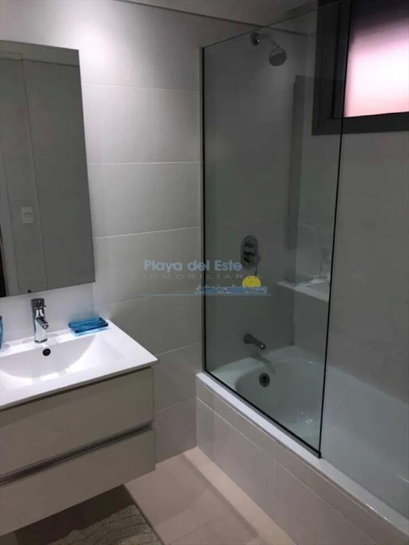 Excelente apartamento de 3 dormitorios en venta.