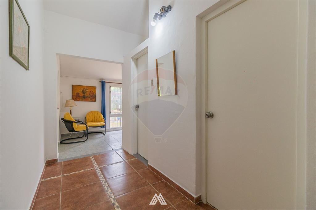 Venta casa dos dormitorios y garaje en San Luis